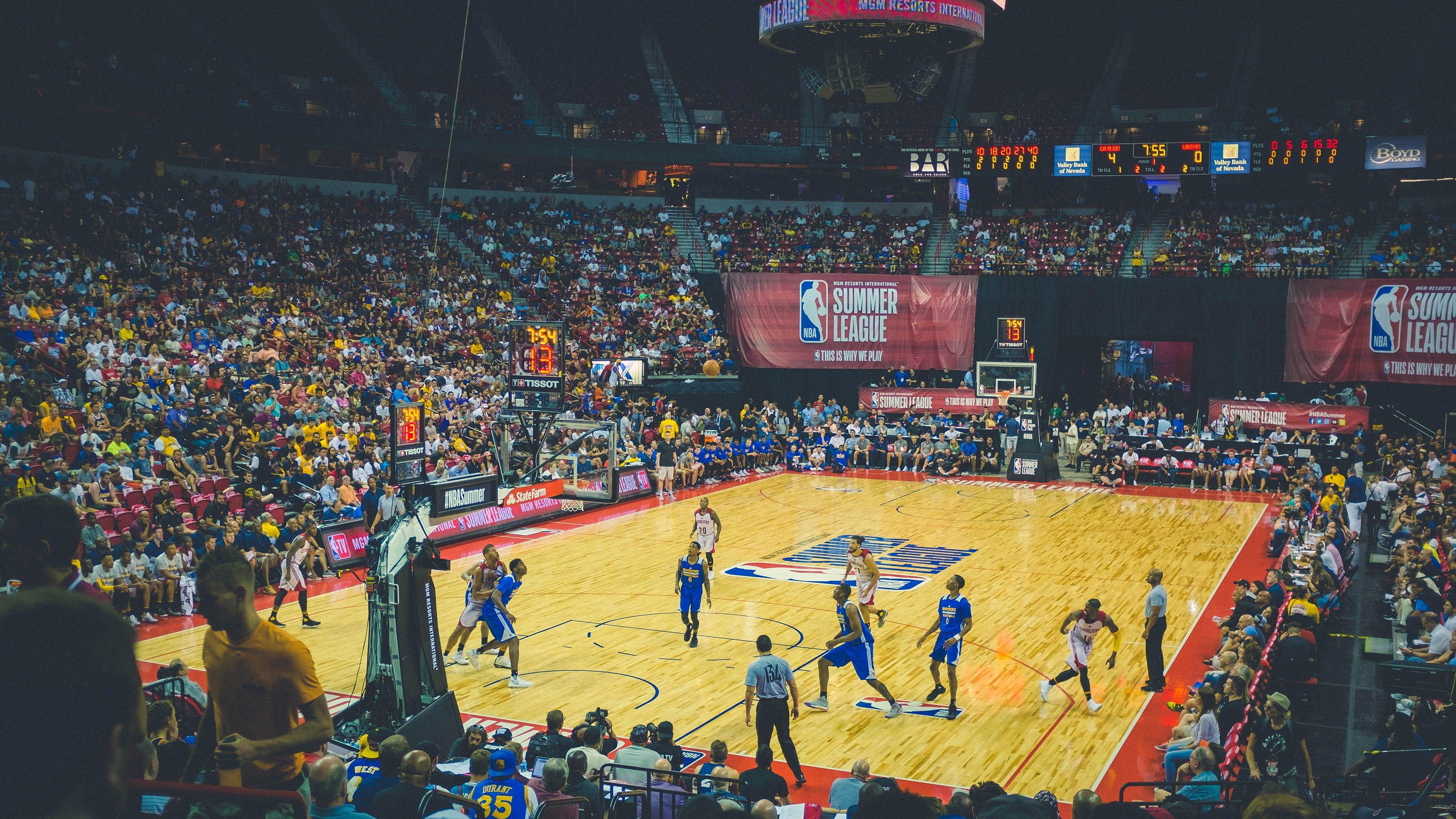 韩乔生点评NBA格局，雷霆三少变相重聚，杜兰特巅峰依旧，火箭青年军或成西部变数